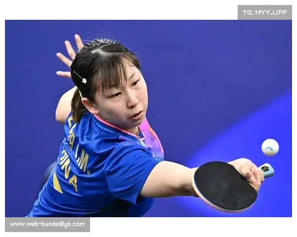 印度选手巴特拉凭借独特打法持续挑战中国乒乓球队展现强劲实力